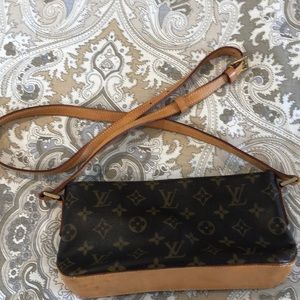 Louis Vuitton Crossbody Bag